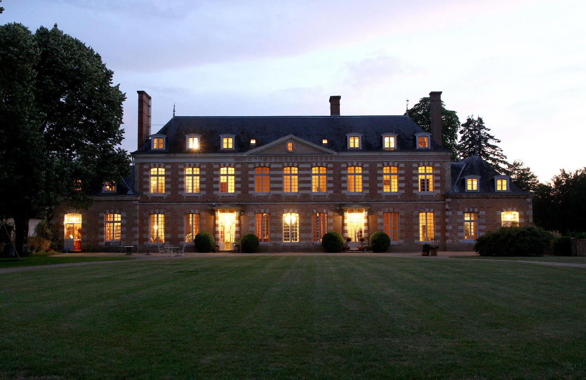 Chateau De La Giraudiere Villeny Exterior photo